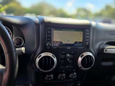 Used 2012 Jeep Wrangler Unlimited Sahara w/ Max Tow Pkg AWD/4WD image 23