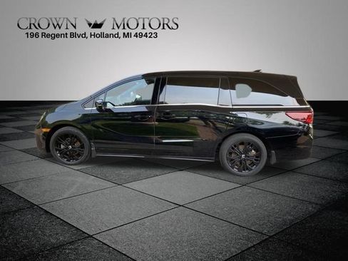 Used 2025 Honda Odyssey Sport-L image 8