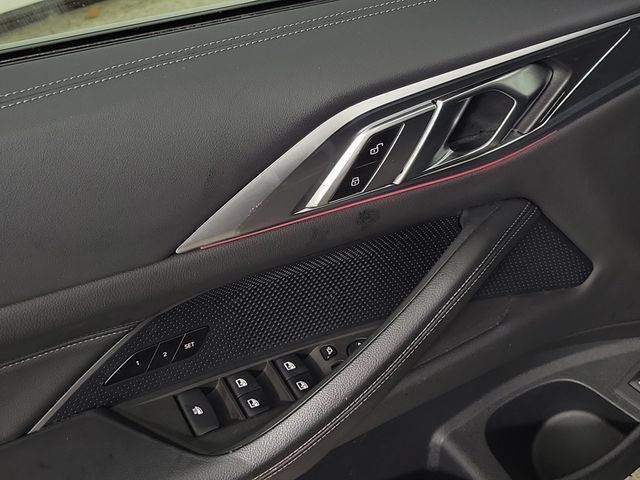Used 2025 BMW 430i Convertible w/ M Sport Package RWD image 18