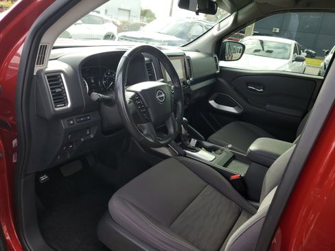Certified 2022 Nissan Frontier SV image 12