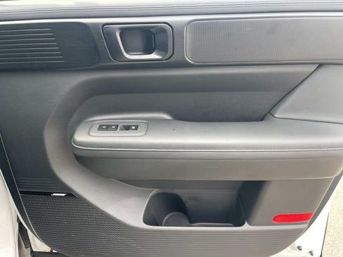 Certified 2026 Hyundai Santa Fe Calligraphy FWD image 28