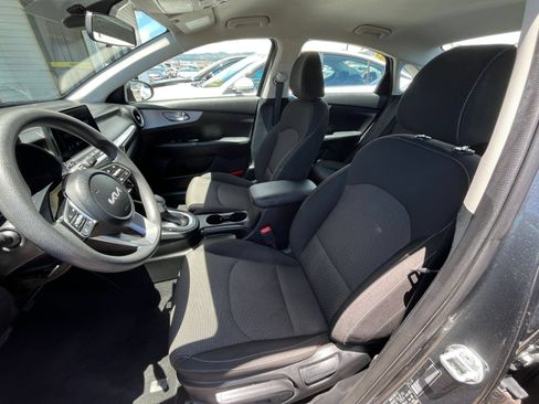 Used 2024 Kia Forte LXS FWD image 24