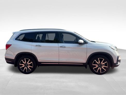 Used 2021 Honda Pilot Touring image 9