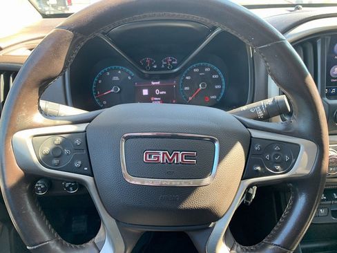 Used 2021 GMC Canyon Denali image 17
