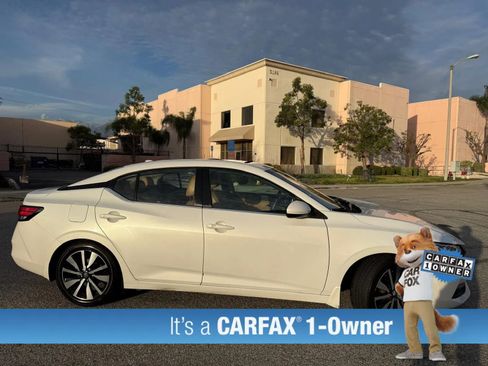 Used 2021 Nissan Sentra SV w/ SV Premium Package FWD image 2