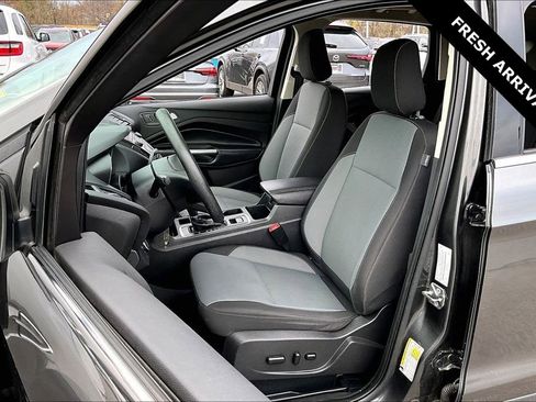 Used 2018 Ford Escape SE image 20