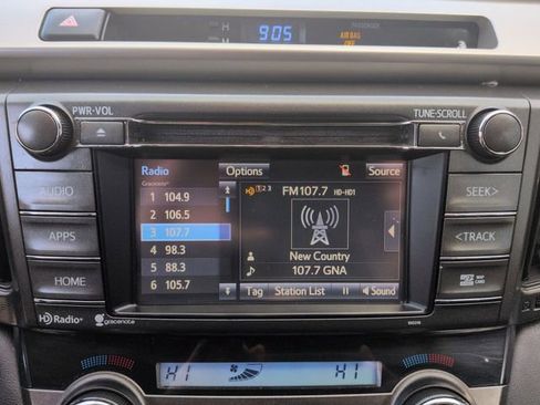 Used 2014 Toyota RAV4 Limited image 13