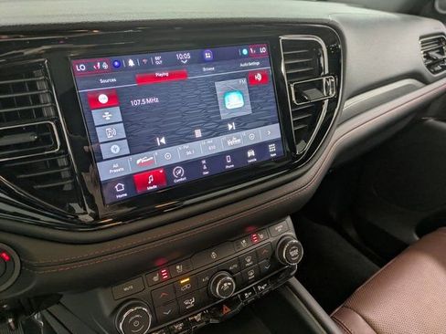 Used 2024 Dodge Durango GT image 10