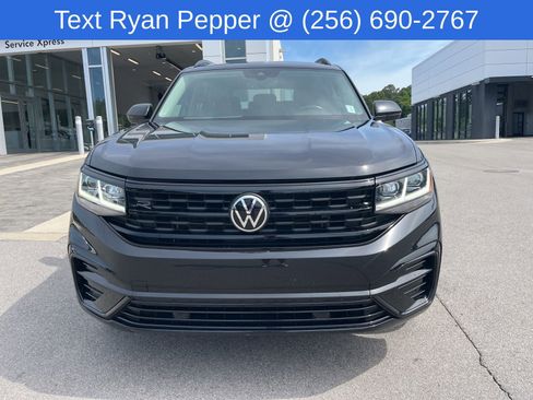 Used 2022 Volkswagen Atlas SEL R-Line AWD/4WD image 2
