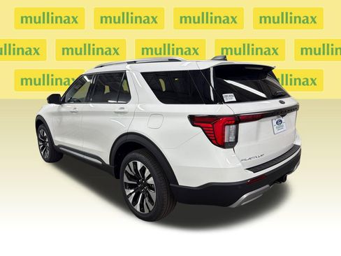 New 2026 Ford Explorer Platinum image 10