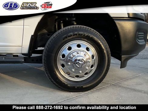 Used 2020 RAM 3500 Tradesman image 9
