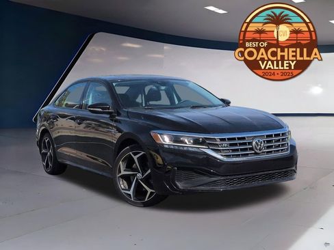 Used 2020 Volkswagen Passat 2.0T R-Line image 1