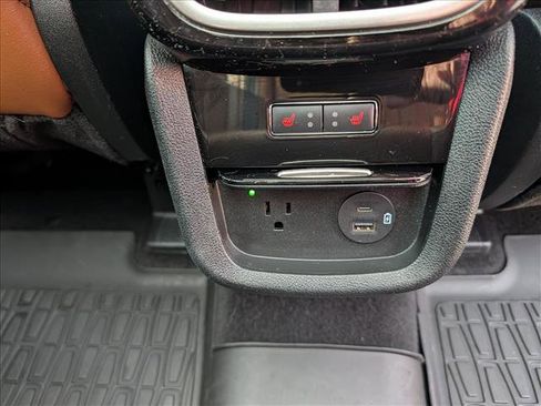 Certified 2022 Lincoln Nautilus Reserve image 18