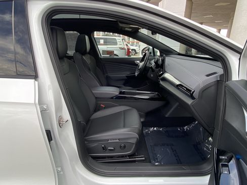 Certified 2023 Volkswagen ID.4 Pro S AWD/4WD image 41