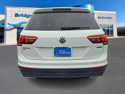 Used 2019 Volkswagen Tiguan SE AWD/4WD image 5