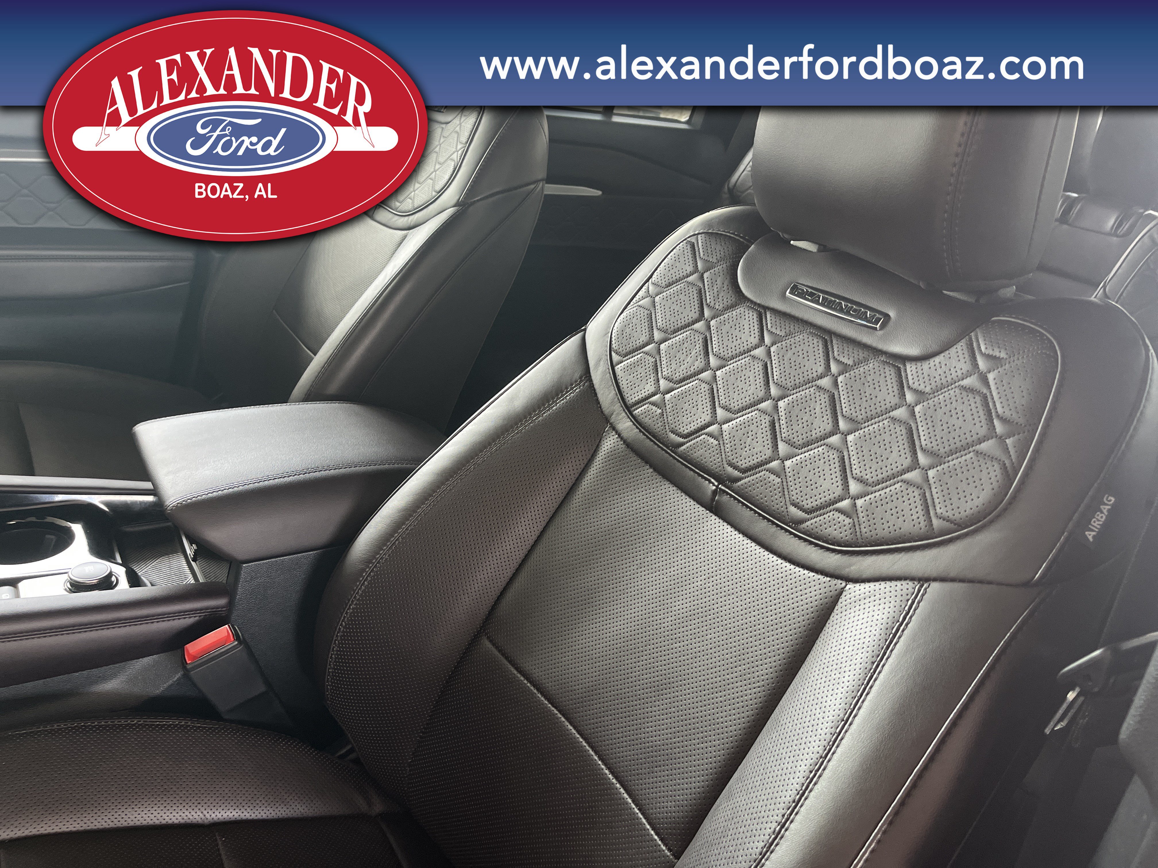 Used 2025 Ford Explorer Platinum w/ LUX Leather Package AWD/4WD image 11