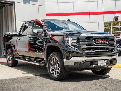 Used 2023 GMC Sierra 1500 SLT w/ SLT Premium Plus Package