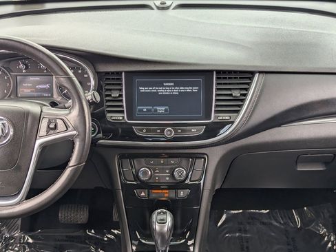 Used 2020 Buick Encore Preferred FWD image 14