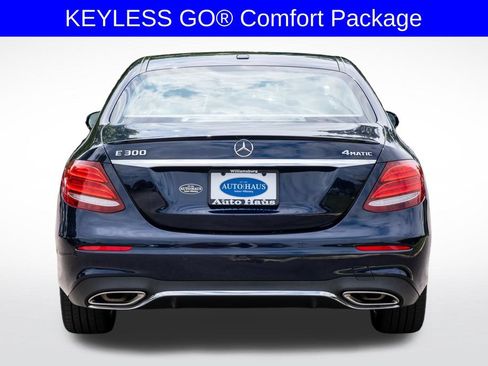 Used 2017 Mercedes-Benz E 300 4MATIC image 7