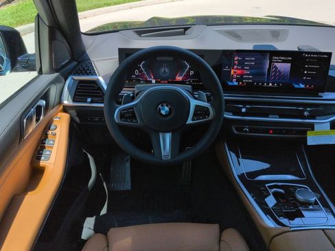 New 2026 BMW X5 xDrive40i w/ M Sport Package AWD/4WD image 16