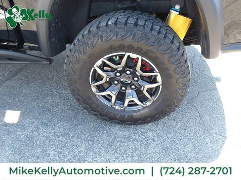 Certified 2024 Chevrolet Colorado ZR2 w/ Safety Package image 15