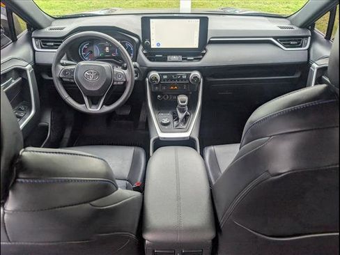 Used 2023 Toyota RAV4 XSE image 17