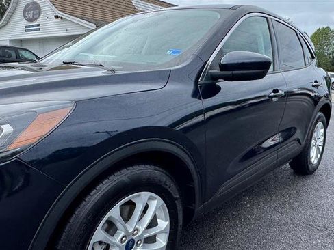 Used 2021 Ford Escape SE w/ Cold Weather Package FWD image 12