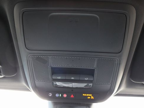 New 2026 Chevrolet Equinox LT w/ Convenience Package II image 18