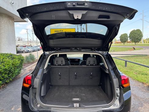 Used 2025 Buick Encore GX Preferred FWD image 30