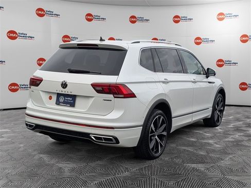 Used 2022 Volkswagen Tiguan SEL R-Line image 5