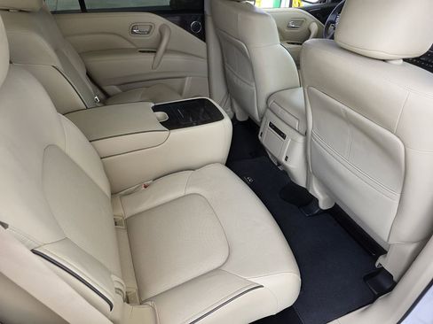 Used 2022 INFINITI QX80 Luxe w/ Cargo Package image 25