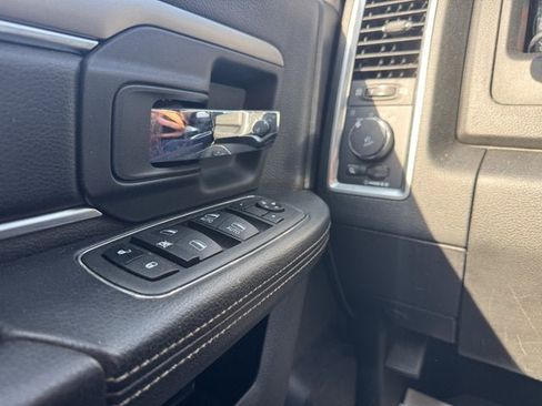 Used 2022 RAM 1500 Classic Warlock w/ Ceramic Gray Warlock Package AWD/4WD image 26