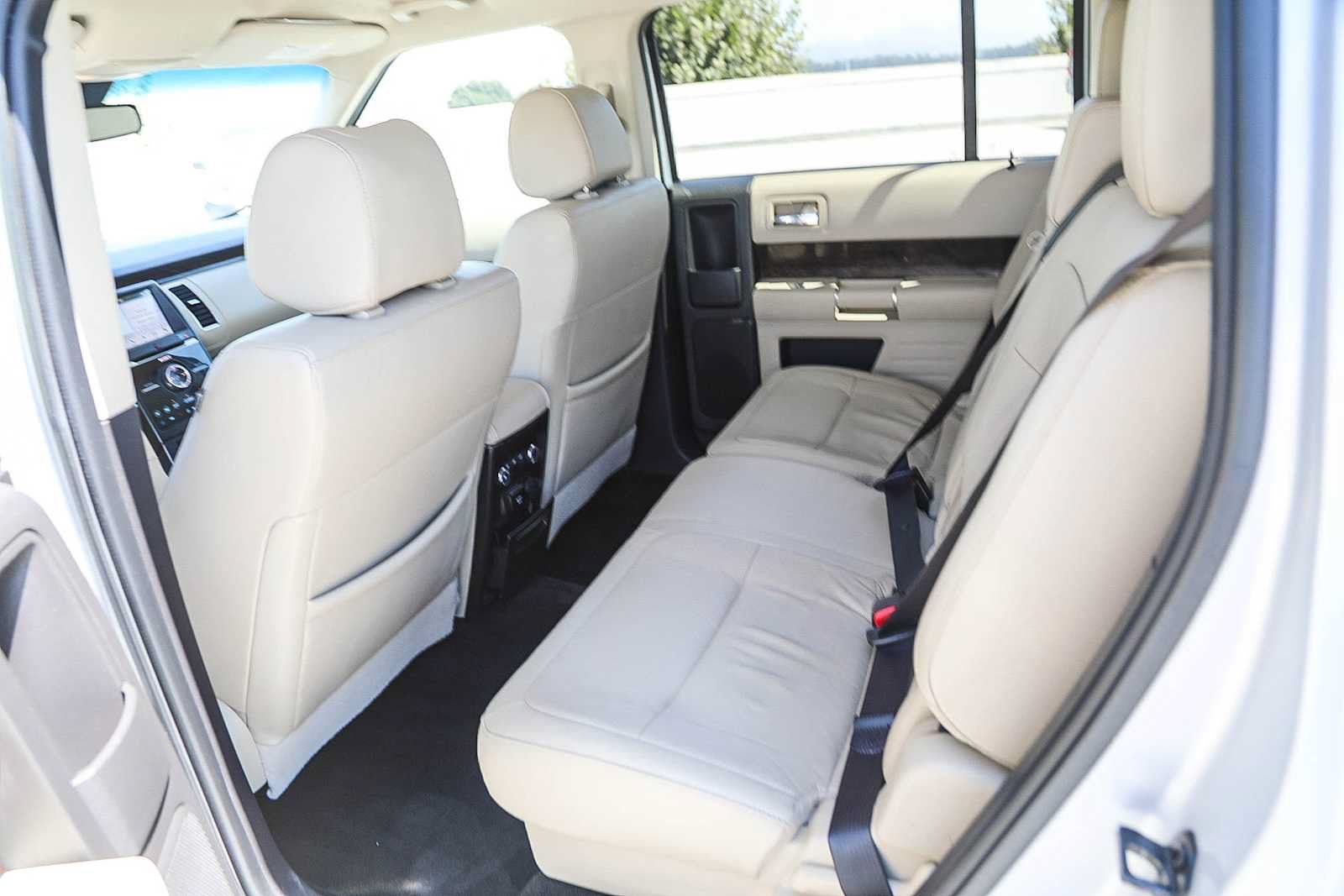 Used 2019 Ford Flex Limited AWD/4WD image 18