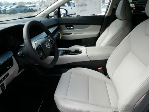 New 2025 Nissan Murano SL image 5