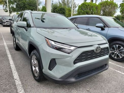 Used 2023 Toyota RAV4 XLE FWD image 2
