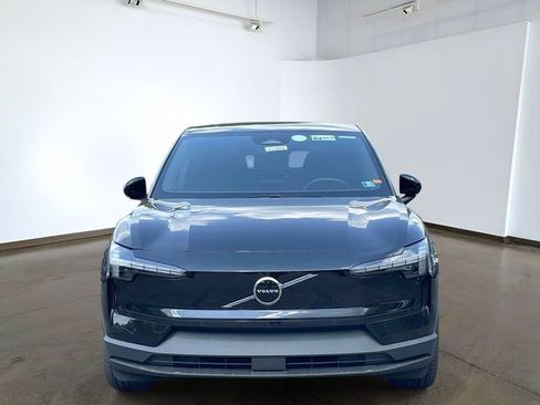 New 2026 Volvo EX30 Plus RWD image 2
