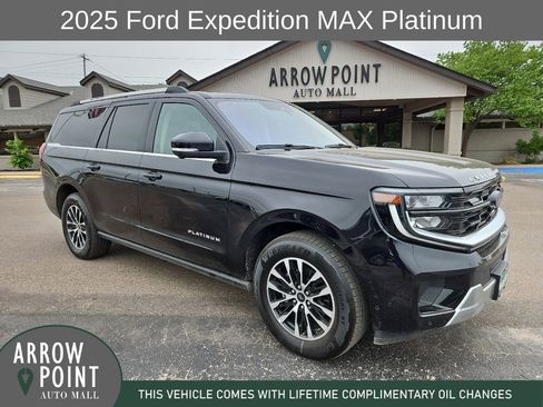 Used 2025 Ford Expedition Max Platinum AWD/4WD image 1