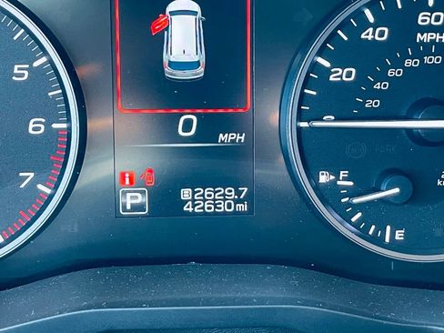 Used 2024 Subaru Ascent Premium w/ Convenience Package AWD/4WD image 18