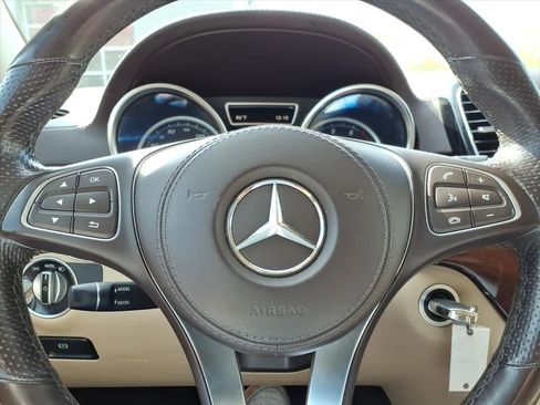 Used 2019 Mercedes-Benz GLS 450 4MATIC image 21