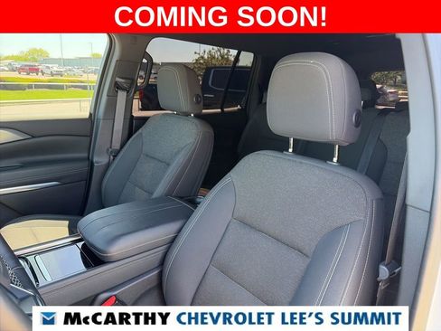 Used 2024 Chevrolet Traverse LS w/ Midnight/Sport Edition FWD image 55