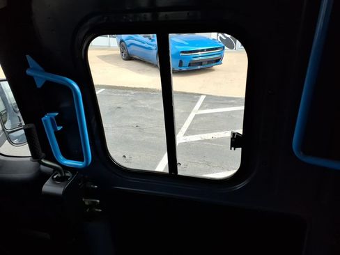 Used 2024 RAM ProMaster 3500 FWD image 18