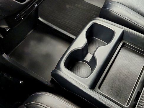 Used 2023 Honda Odyssey Touring image 17