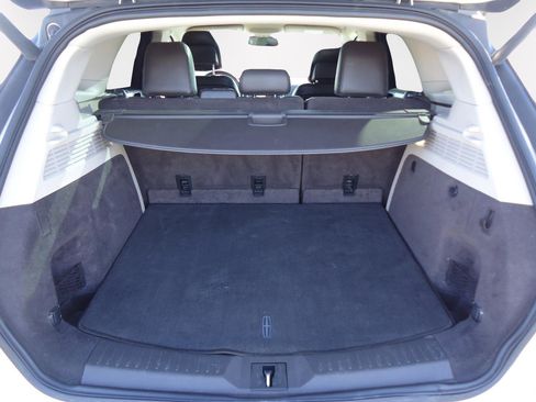 Used 2017 Lincoln MKC Reserve image 28