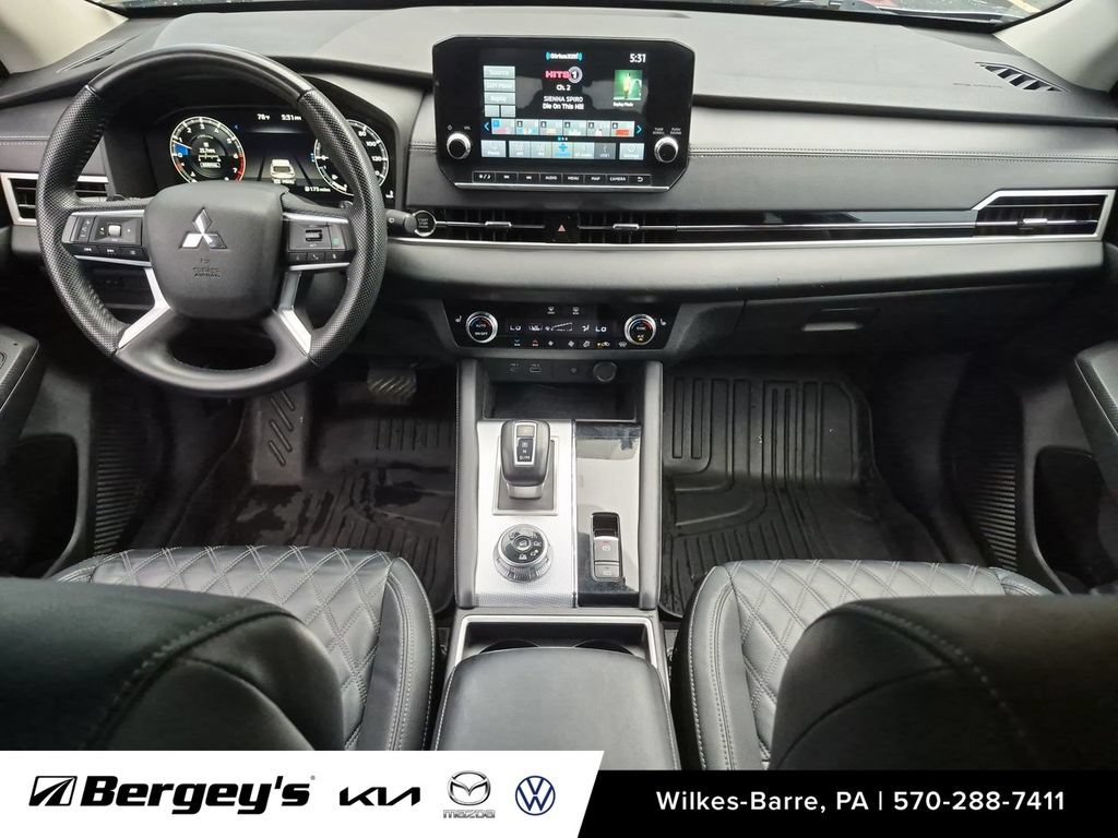 Used 2023 Mitsubishi Outlander SEL AWD/4WD image 28