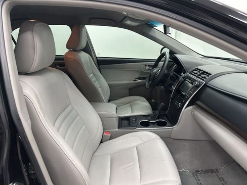 Used 2015 Toyota Camry XLE FWD image 23