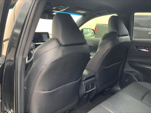 Used 2021 Toyota Venza XLE w/ Softex Package AWD/4WD image 12