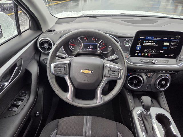 Certified 2023 Chevrolet Blazer LT w/ Convenience Package AWD/4WD image 17