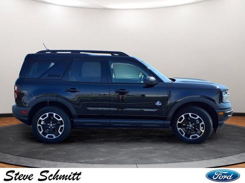 Used 2024 Ford Bronco Sport Outer Banks w/ Tech Package AWD/4WD image 29