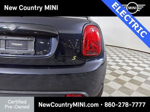 Certified 2023 MINI Cooper SE image 16