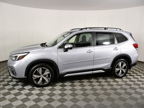 Used 2021 Subaru Forester Touring w/ Popular Package #2 image 9